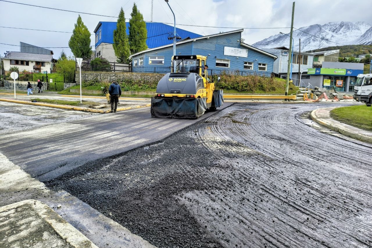 Avanzan los trabajos de repavimentación y obras viales en distintos ...